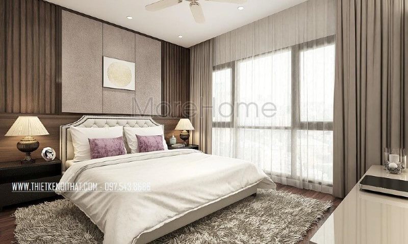 Phòng ngủ của vợ chồng hiện đại, đẹp, sang trọng, thông thoáng với hệ cửa kính lớn luôn cho phép ánh nắng vào nhà, nhưng vẫn có thể giúp ngăn nóng bằng rèm 2 lớp.